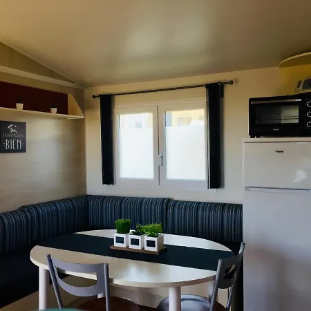 Mobil-home 4p Prive 5 Etoiles 7saints Erdeven